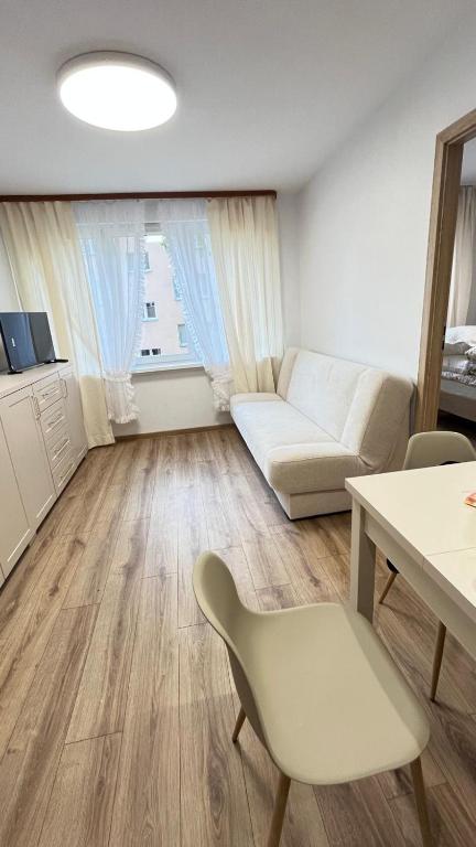 Apartament w centrum u Ewy - B&B Bolesławiec