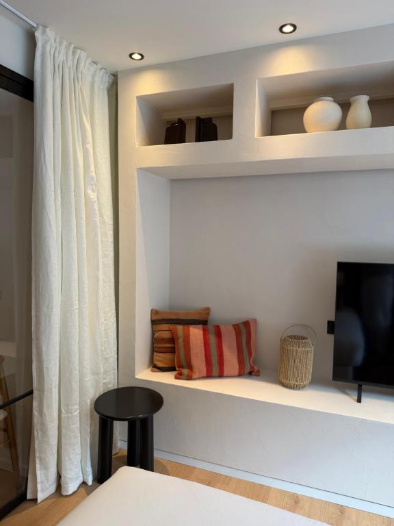 Luxury Boutique Apartment for 5 with Private Garden, Perfectly Located between Gent Sint-Pieters Station and the City Centre - Ferienwohnung Gent