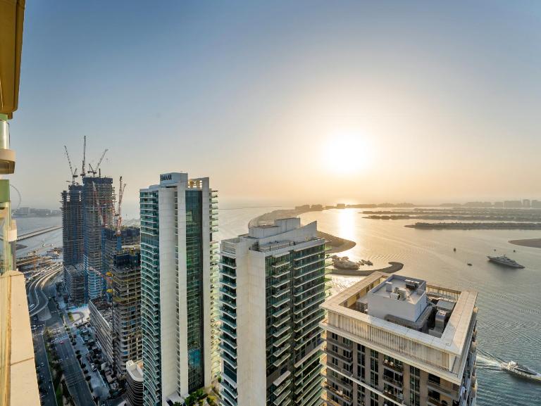 Cozy One Bedroom on the Beach in Dubai Harbour - Prestige Retreats - Ferienwohnung Dubai