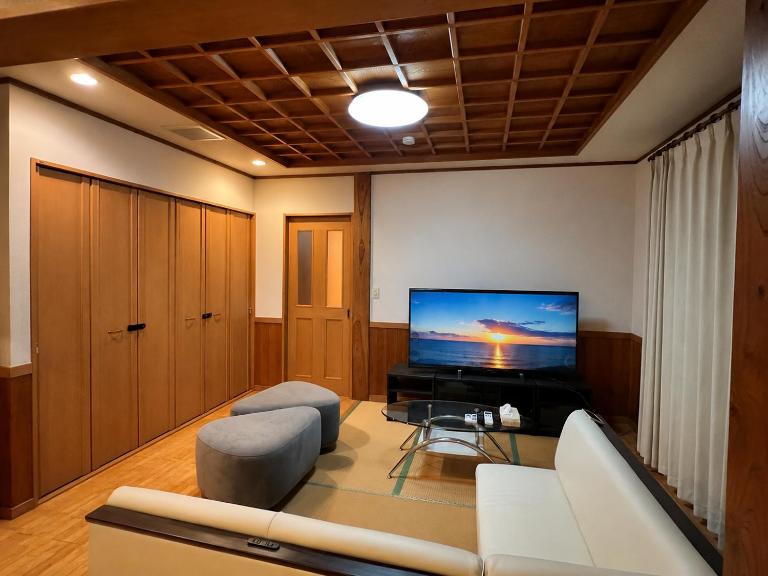 TOMORI Kawaguchiko - Bed and Breakfast Fujikawaguchiko