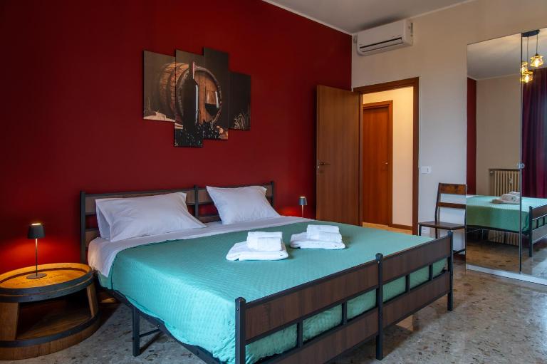 Il Grappolo d'Oro Family - Appartamento in centro - Ferienwohnung Tortona