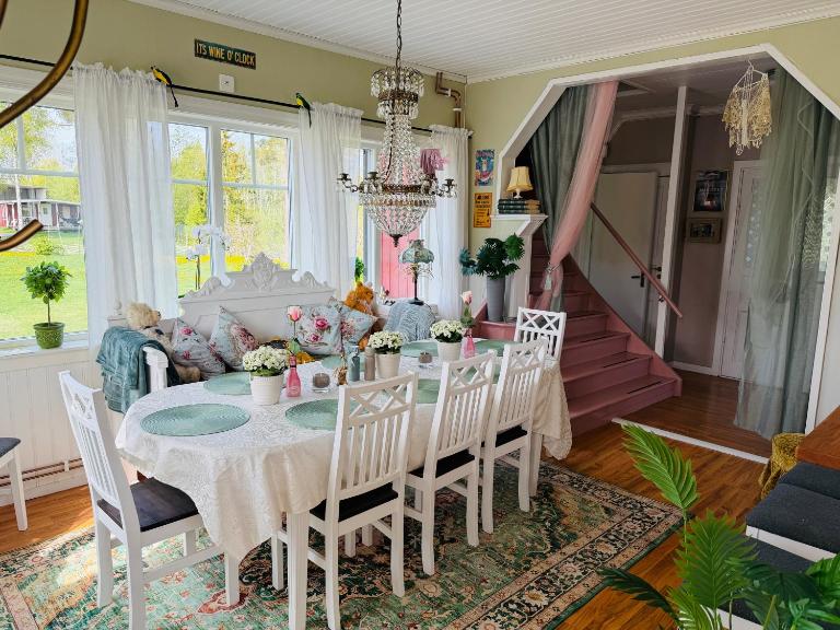 Slätterne Gård B&B - B&B Sandviken
