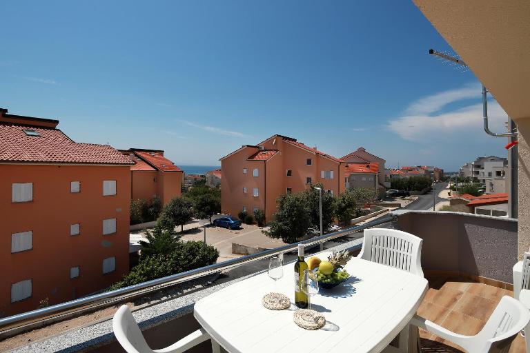 Apartment House Ada - Novalja - B&B Novalja