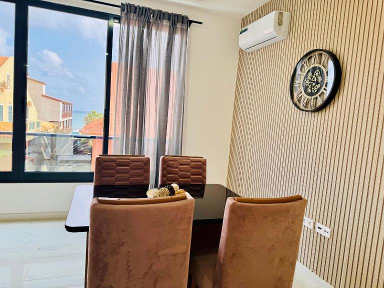 AFONSO2 Luxury Ocean View Apartment - Bed and Breakfast Santa Maria