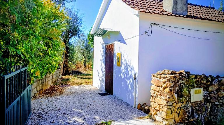 Tiny Cottage - Ferienwohnung Sertã