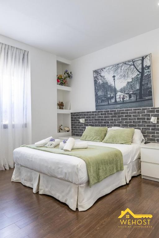 Elegante Loft con Altillo y Diseño Moderno, Centro - Chambres d'hôtes Terrassa