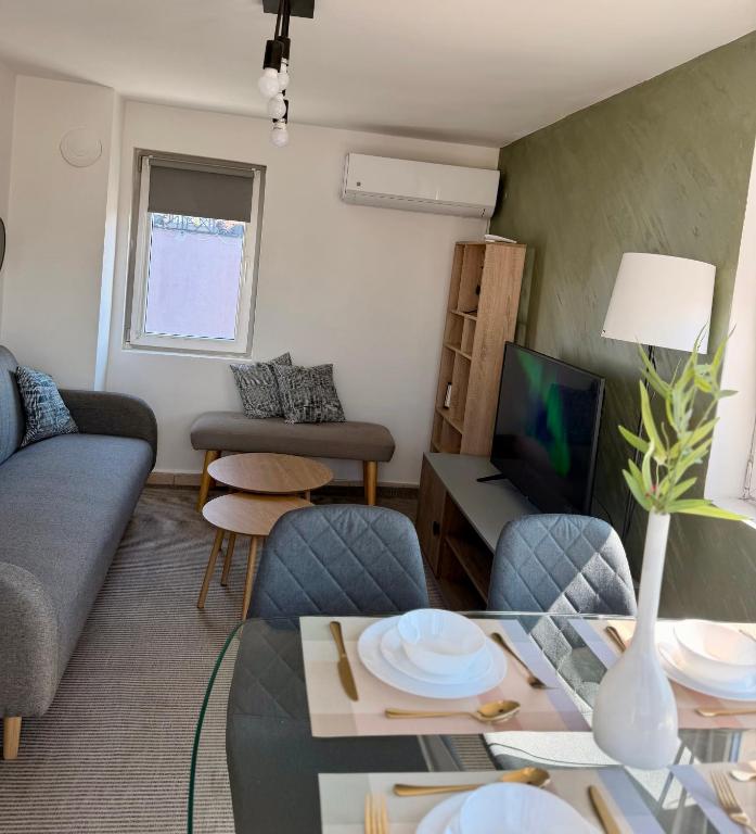 Central, Rooftop Penthouse-2BR - Ferienwohnung Sofia