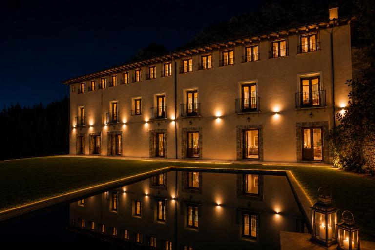 Palacio de los Padilla Luxury Villa and Spa - Ferienwohnung Alhama de Aragón