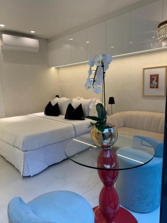 Studio with Private Garden in Mont-Serrat - B&B Porto Alegre