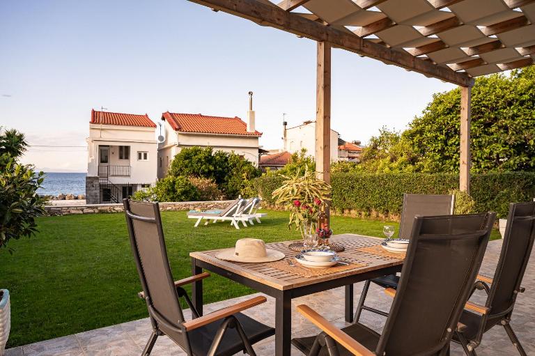 Aelia Summer House - B&B Samos