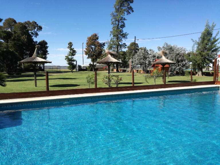 Náutico Apart Hotel - Ferienwohnung Chascomus