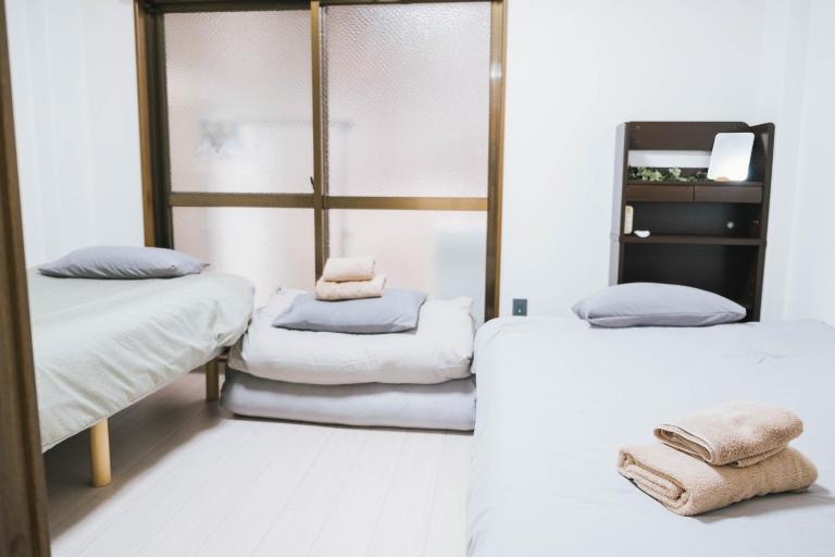 Cozy Private Apartment Between Osaka And Kyoto #2 - Bed and Breakfast Hirakata