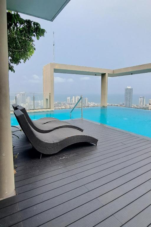 YAKA Residences Luna Luxury Apartments - Ferienwohnung Colombo