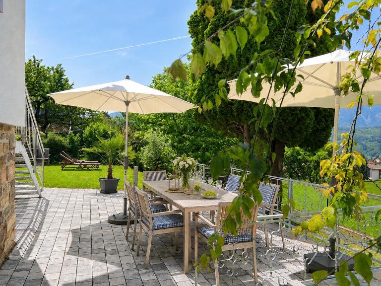 EulenNest - Ferienhaus in Seeboden am Millstätter See mit Bergblick & Sauna - B&B Seeboden