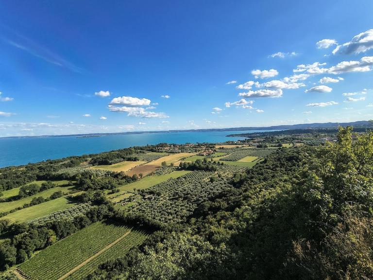 Prince Garda, Scent of Nature family apartment San Giorgio - B&B Montinelle