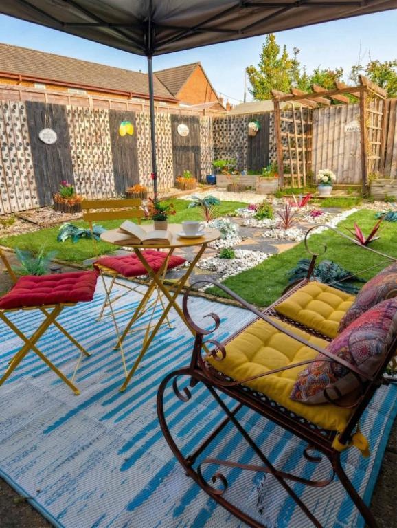 Quirky Home With Parking - 3 min from Kingsholm - B&B Gloucester