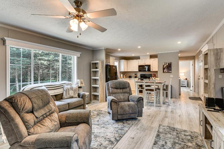 Wooded West Branch Fall Cabin: River Access - Chambres d'hôtes West Branch