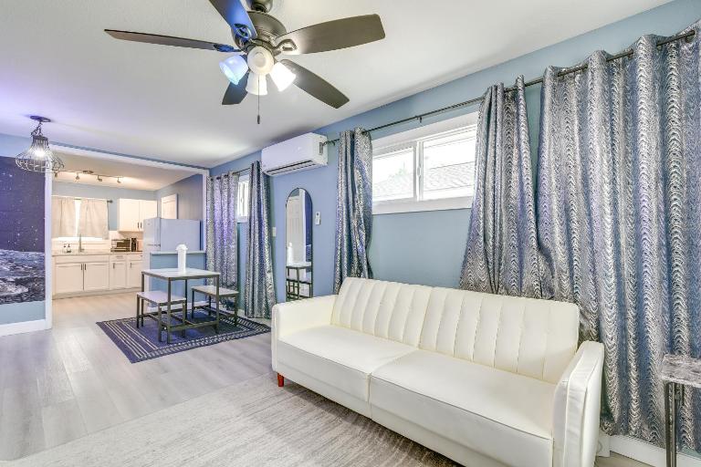 Houston Home: 6 Mi to Med Center & NRG Stadium - B&B Houston