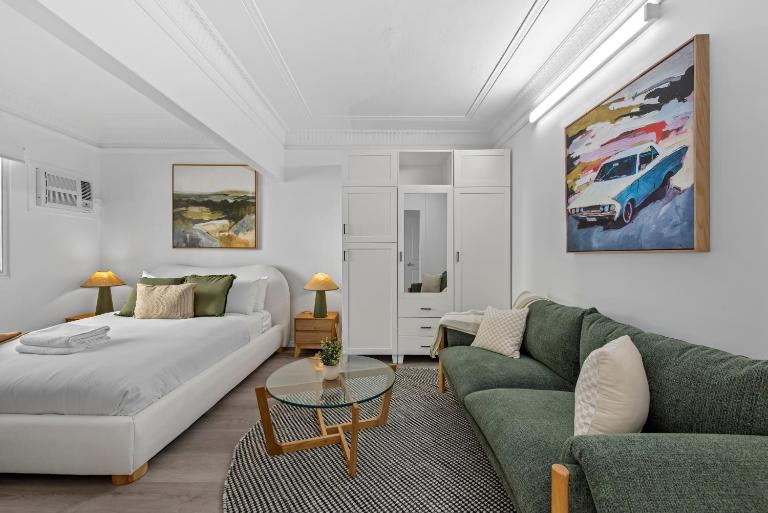 Stylish and Cozy Studio - Short walk to Hospital - B&B Brisbane