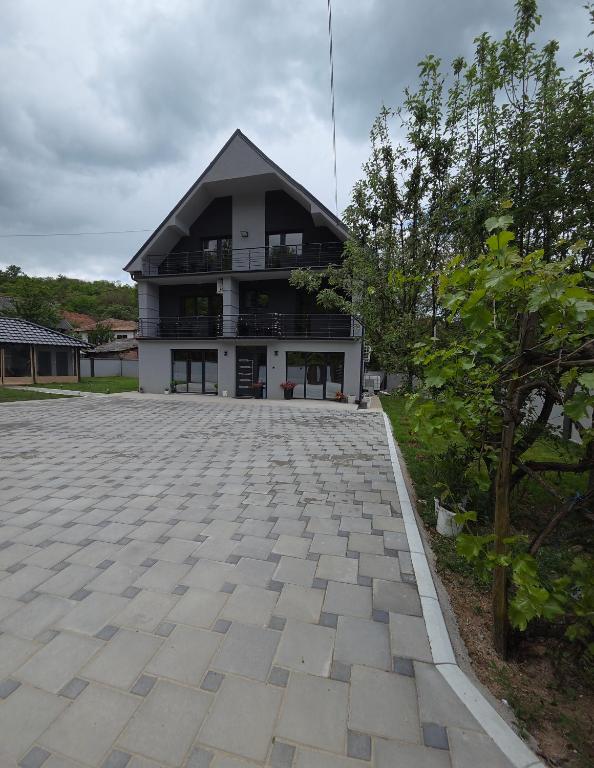 Zikin dom - Bed and Breakfast Željuša