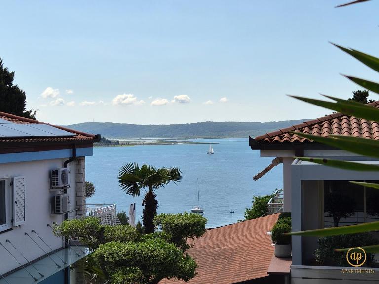 Apartments Maria Blue - Bed and Breakfast Portorož