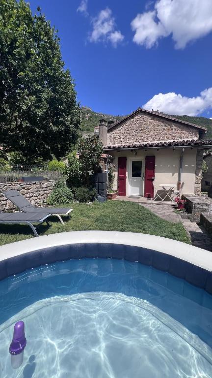 Gîte du Riou Sec - Bed and Breakfast La Roque-Sainte-Marguerite