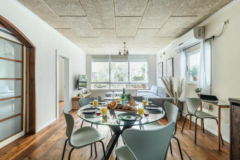 Country Style Apt 2min from Beach by Sea N Rent - Ferienwohnung Tel Aviv