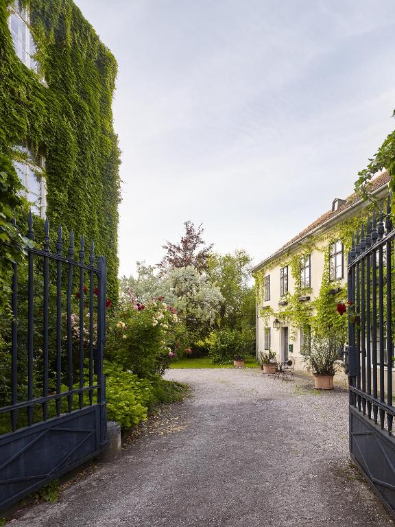 Schloss Hollenburg Aparte Apartments - B&B Krems an der Donau