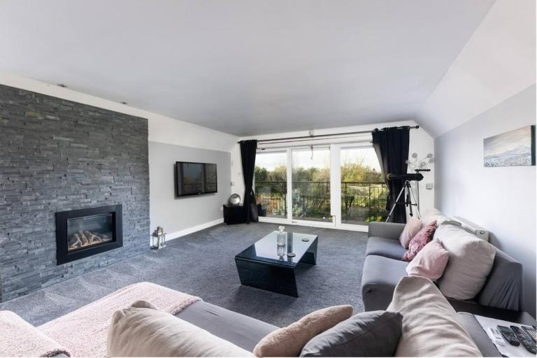 Lochnomore - A Luxury Home With Magnificent Views - B&B Nairn