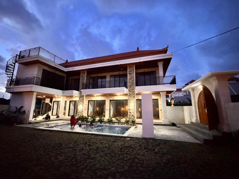 Trisuma Guest House - B&B Canggu