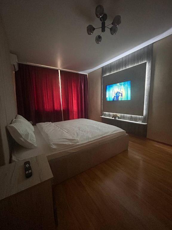 Затишна Однокімнатна квартира з великим ліжком у сучасному стилі - B&B Poltava