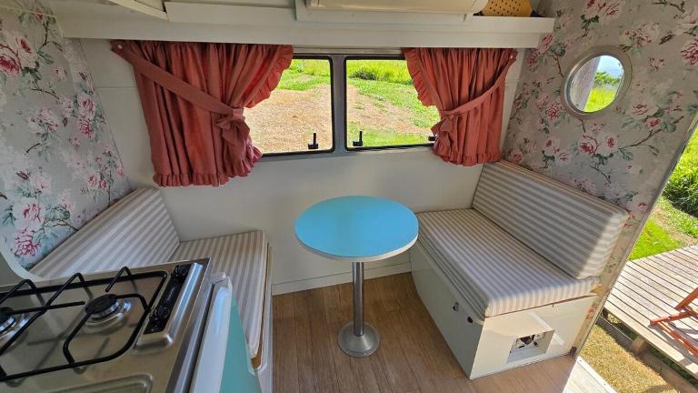Trailer no topo da montanha com vista panorâmica - B&B Caçapava