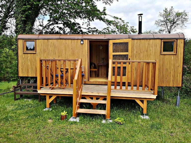 Maringotka Rozálka - Ferienwohnung Dlouhá Stropnice