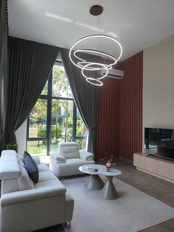 The Fringe Luxe Villa at Forestcity - B&B Gelang Patah
