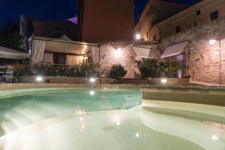 Residence Borgodamare - Ferienwohnung Monteprandone