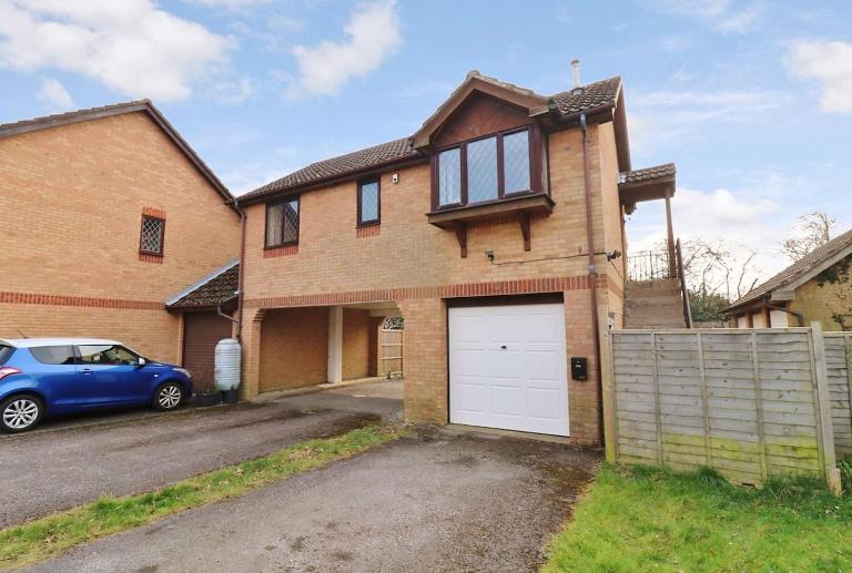 Centrally located coach house - B&B Sarisbury Green