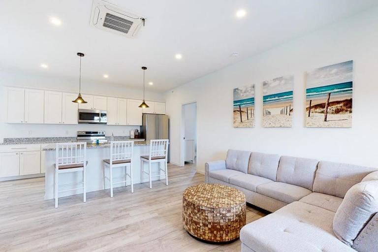 21 Rehoboth Beach House --- 20494 Coastal Highway, Unit #21 - Bed and Breakfast Rehoboth Beach
