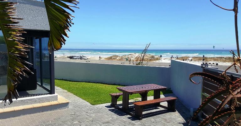 Beach Apartment Melkbosstrand - B&B Melkbosstrand