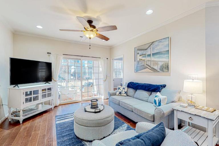The Tides Sandy Bottom Cir Unit 107 - B&B Rehoboth Beach