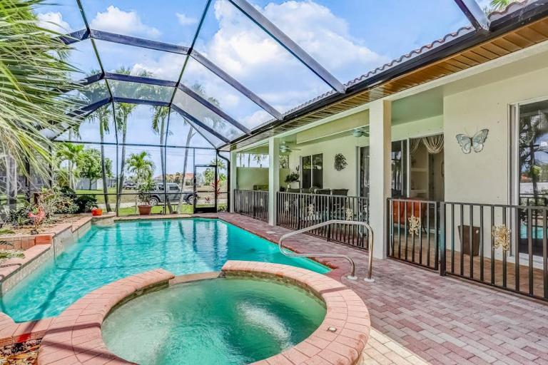Sunshine Oasis - B&B Cape Coral
