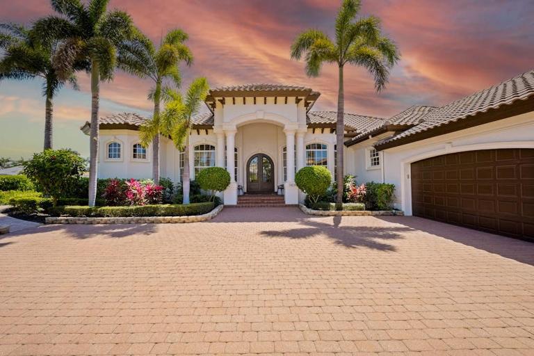 Luxury in Collingswood - B&B Marco Island
