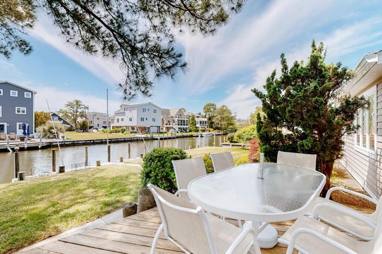 The Town of South Bethany --- 300 W 6th St - B&B Bethany Beach
