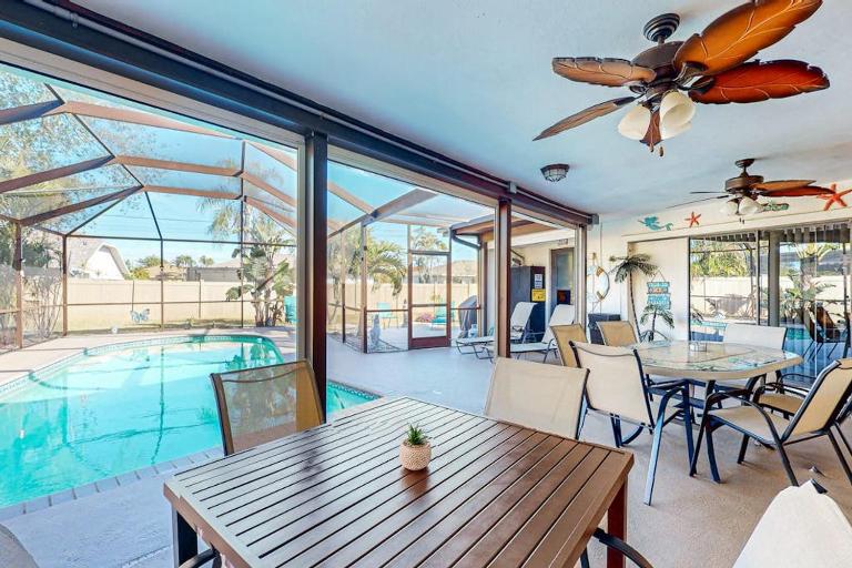 Cape Escape - B&B Cape Coral