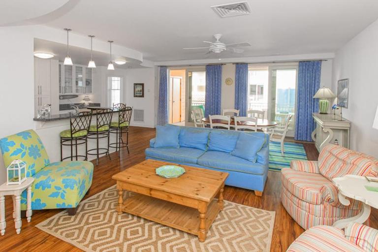 The Sanctuary - Summer Daze B212 - B&B Virginia Beach