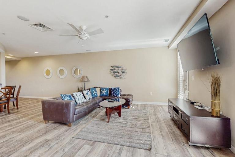 The Sanctuary - Sound Waves 132B - B&B Virginia Beach