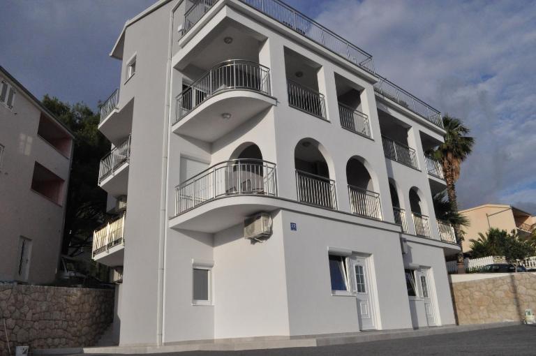 Villa Klara Apartments - B&B Baška Voda