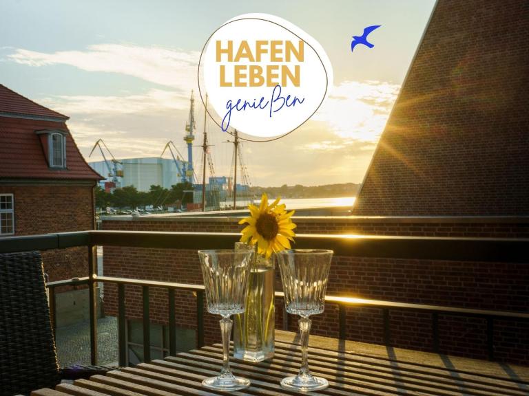 meehrflair Apartment Ohle06 Alter Hafen Wismar mit Balkon im historischen Ohlerich Speicher - Ferienwohnung Wismar
