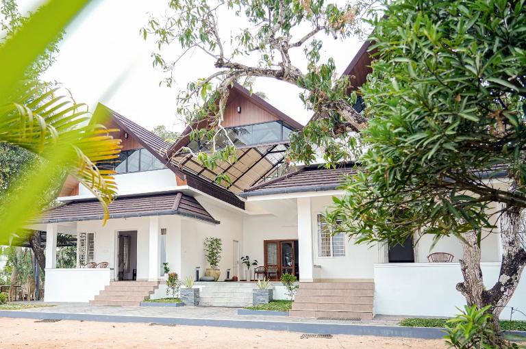The Riveroots Kumbalangi - B&B Kochi