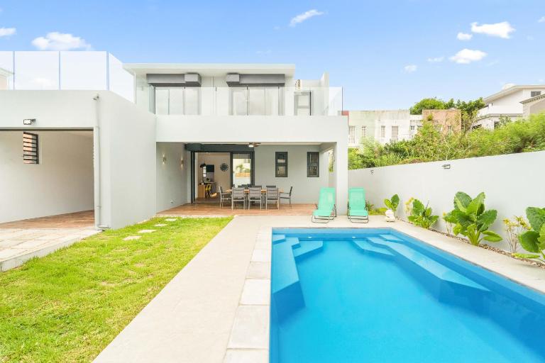 Villa Trinity - Piscine Privée, à 5min de la plage - B&B Grand Baie
