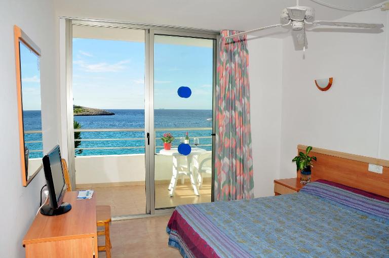 S'Arenal Apartments - Chambres d'hôtes Cala de Portinatx